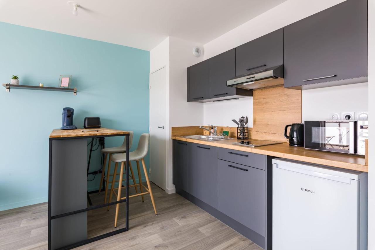 L'Ecume - Studio Moderne Avec Grand Balcon Et Place De Parking Leilighet Dinard Eksteriør bilde